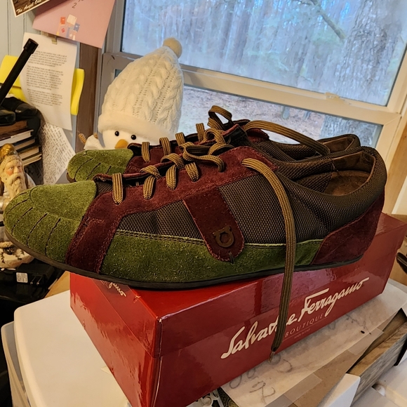 Salvatore Ferragamo Shoes - SALVATORE FERRAGAMO Suede Sneakers